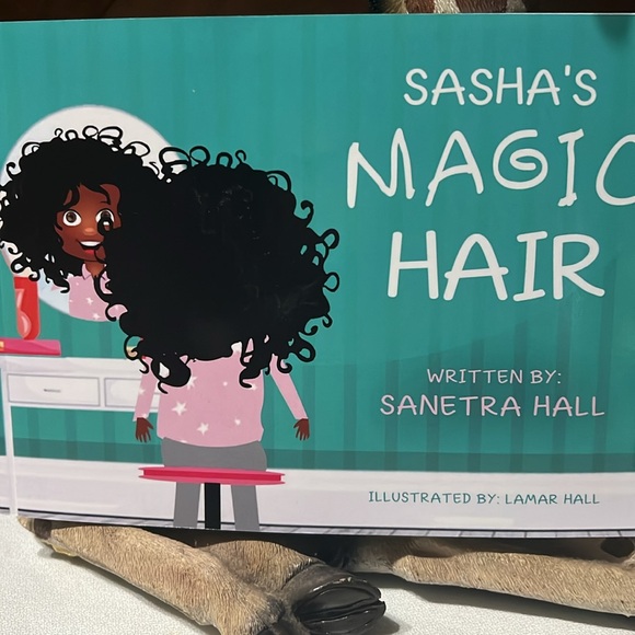 SASHA’S MAGIC HAIR - Picture 1 of 10